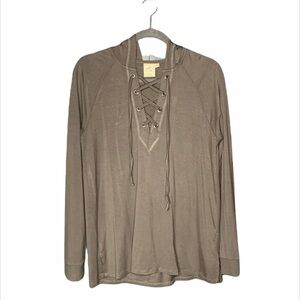 WHITE CROW Light weight‎ hooded long sleeve  lace up shirt.